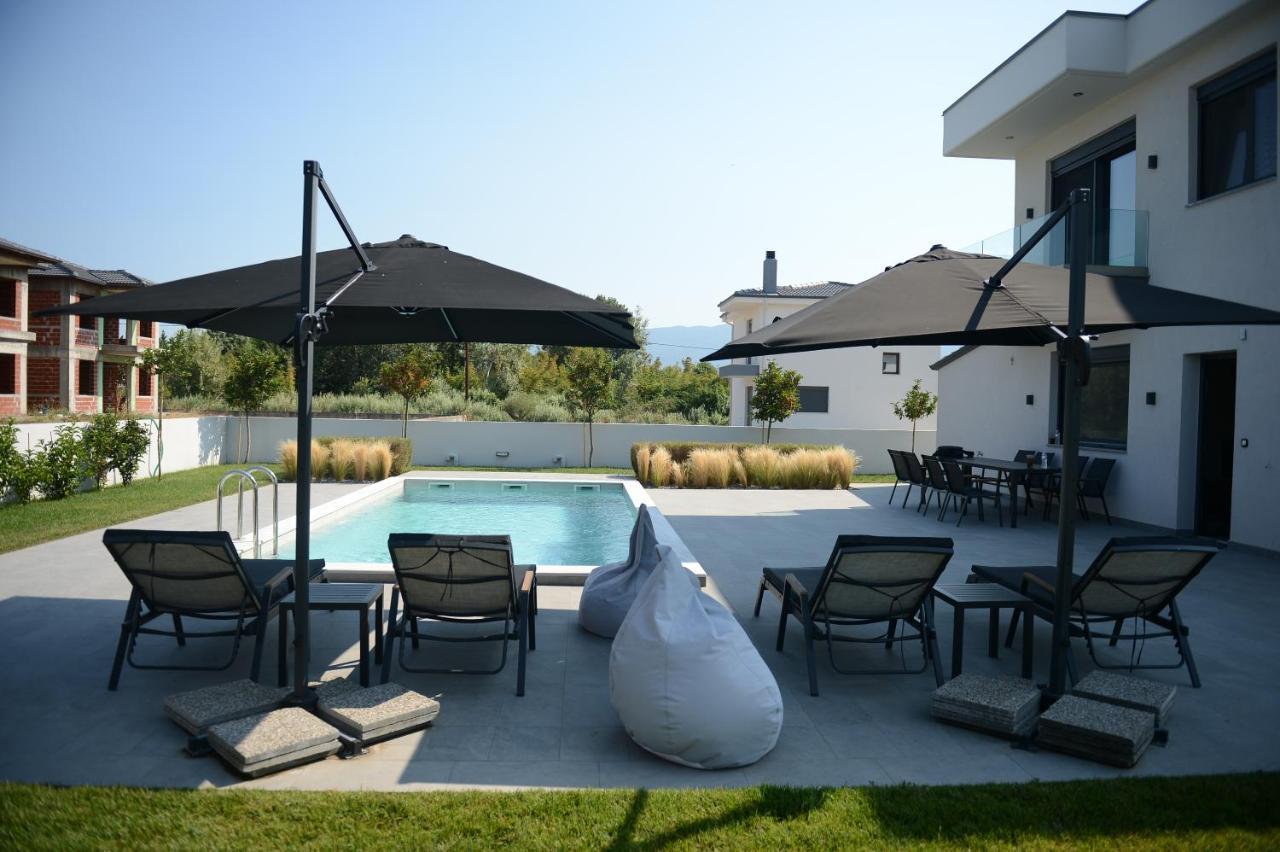 Luxury With Pool Villa