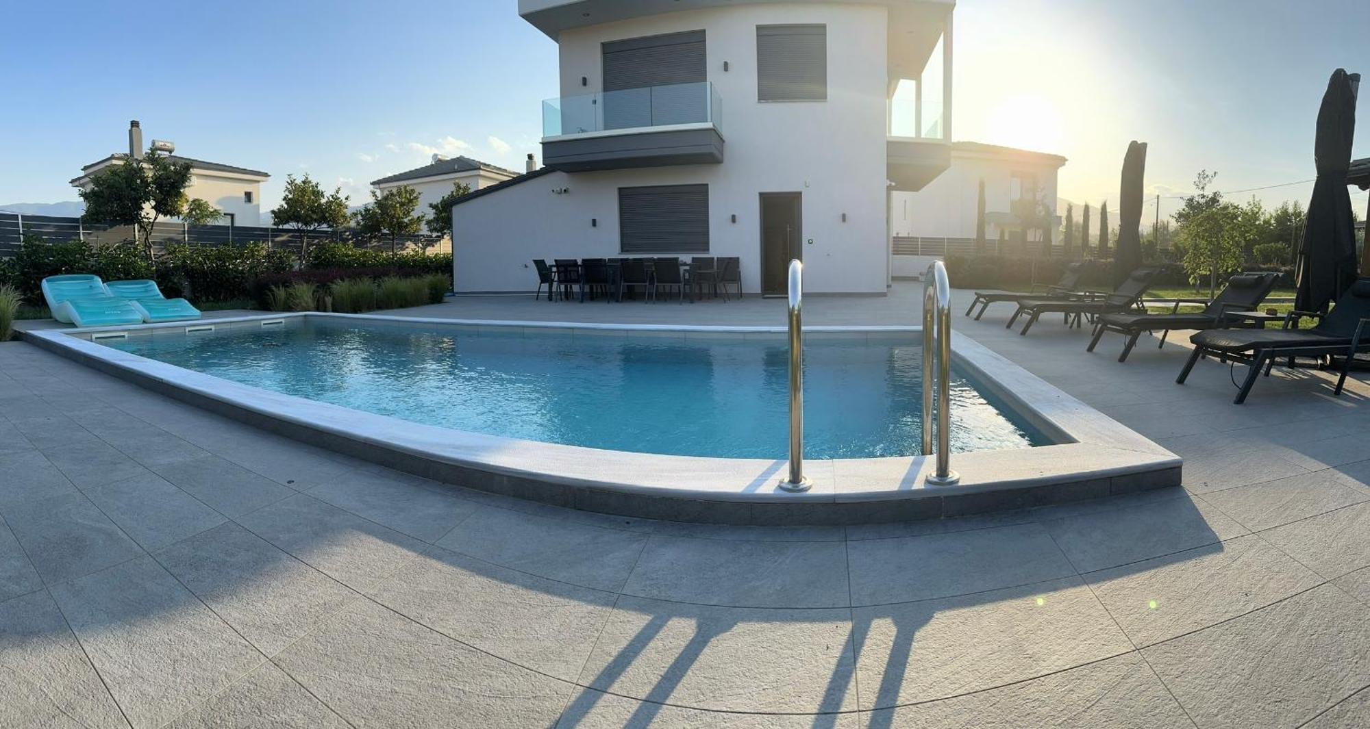 Luxury With Pool Plaka Litochorou